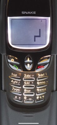 Snake '97: retro mobile phone game in action (#3)